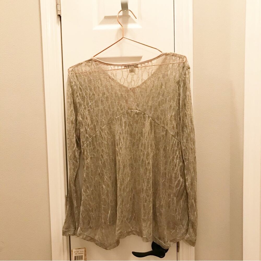 Energe Gold cami semi sheer with lace long sleeve size medium new with t… - Picture 2 of 5